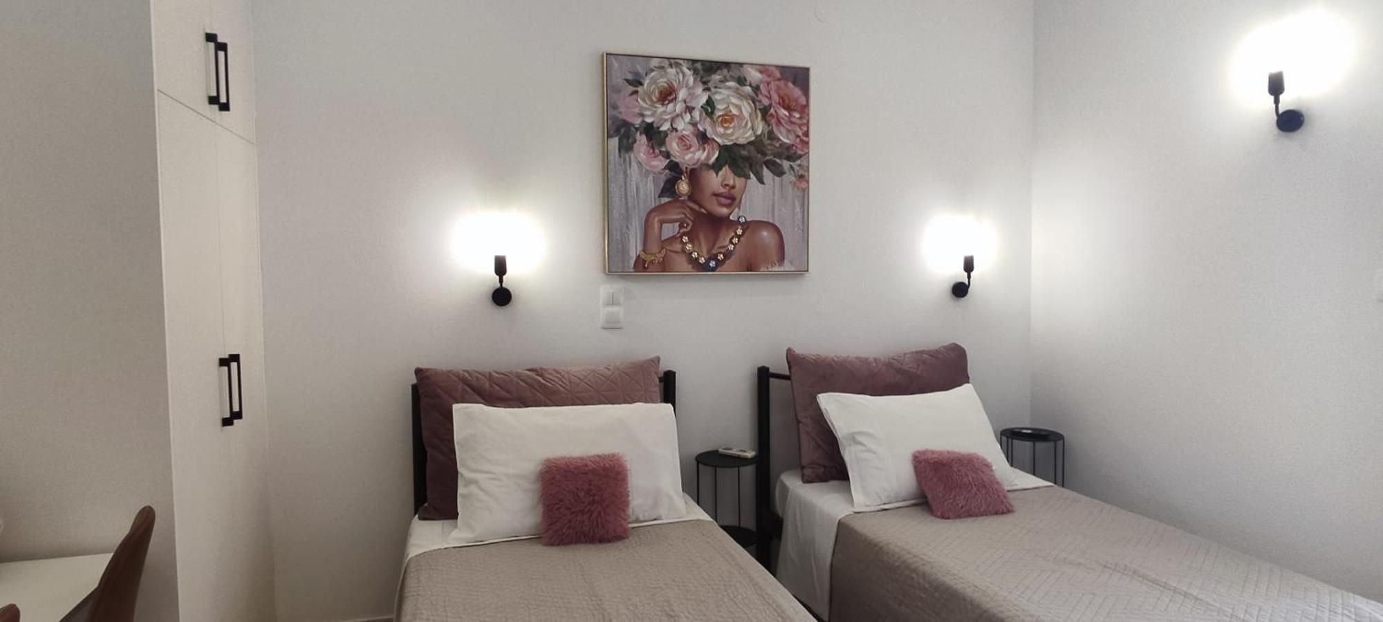 Happiness 6 Apartment *